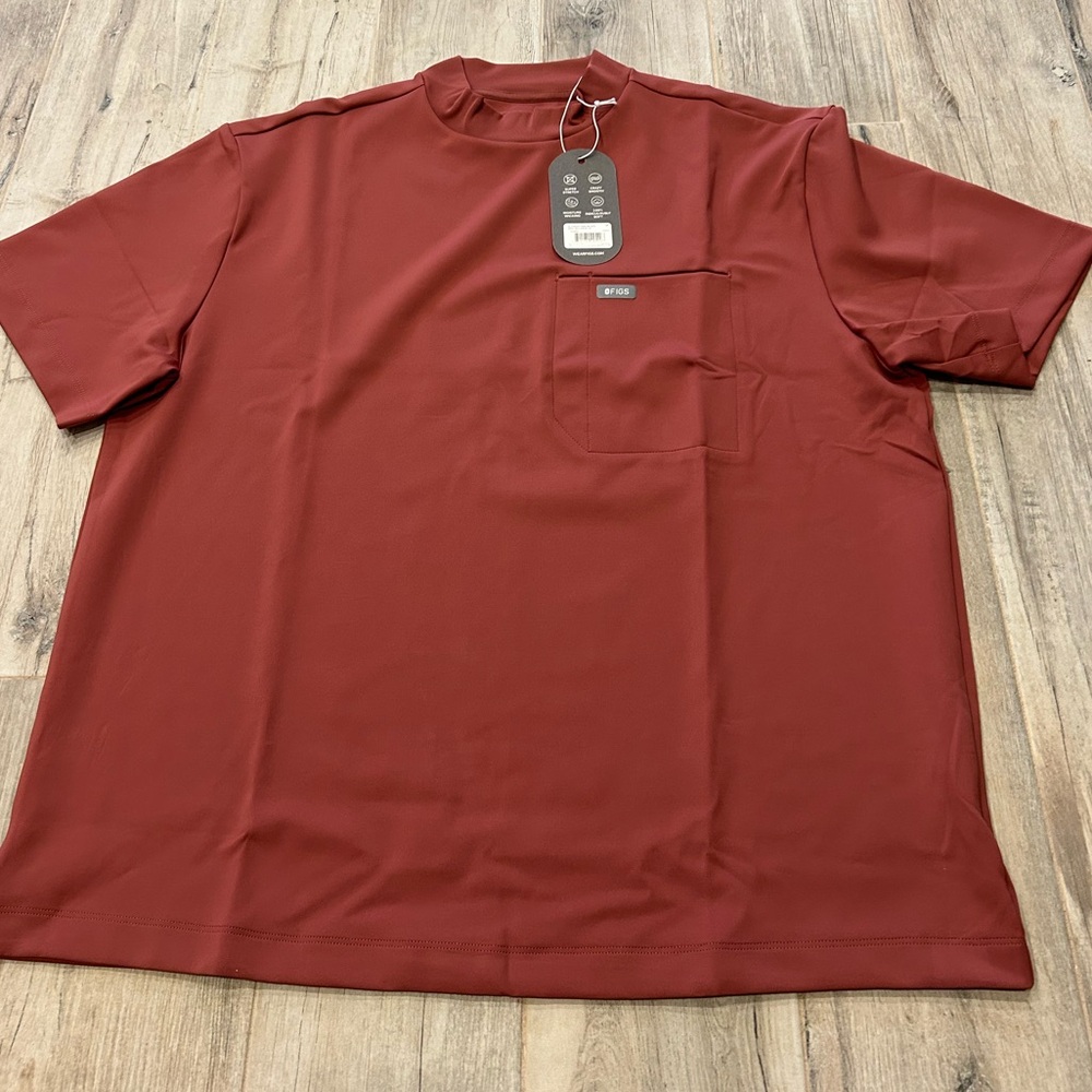 NWT Men’s Figs FormX Scrub Top, Medium, $48